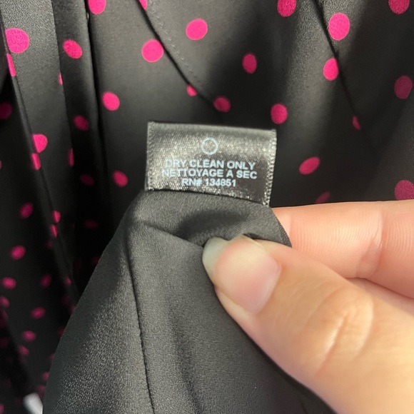 WAYF Womens Black Pink Dot Mini Dress Sz S NWT V-Neck Skater Long Sleeve Roland - Picture 7 of 9